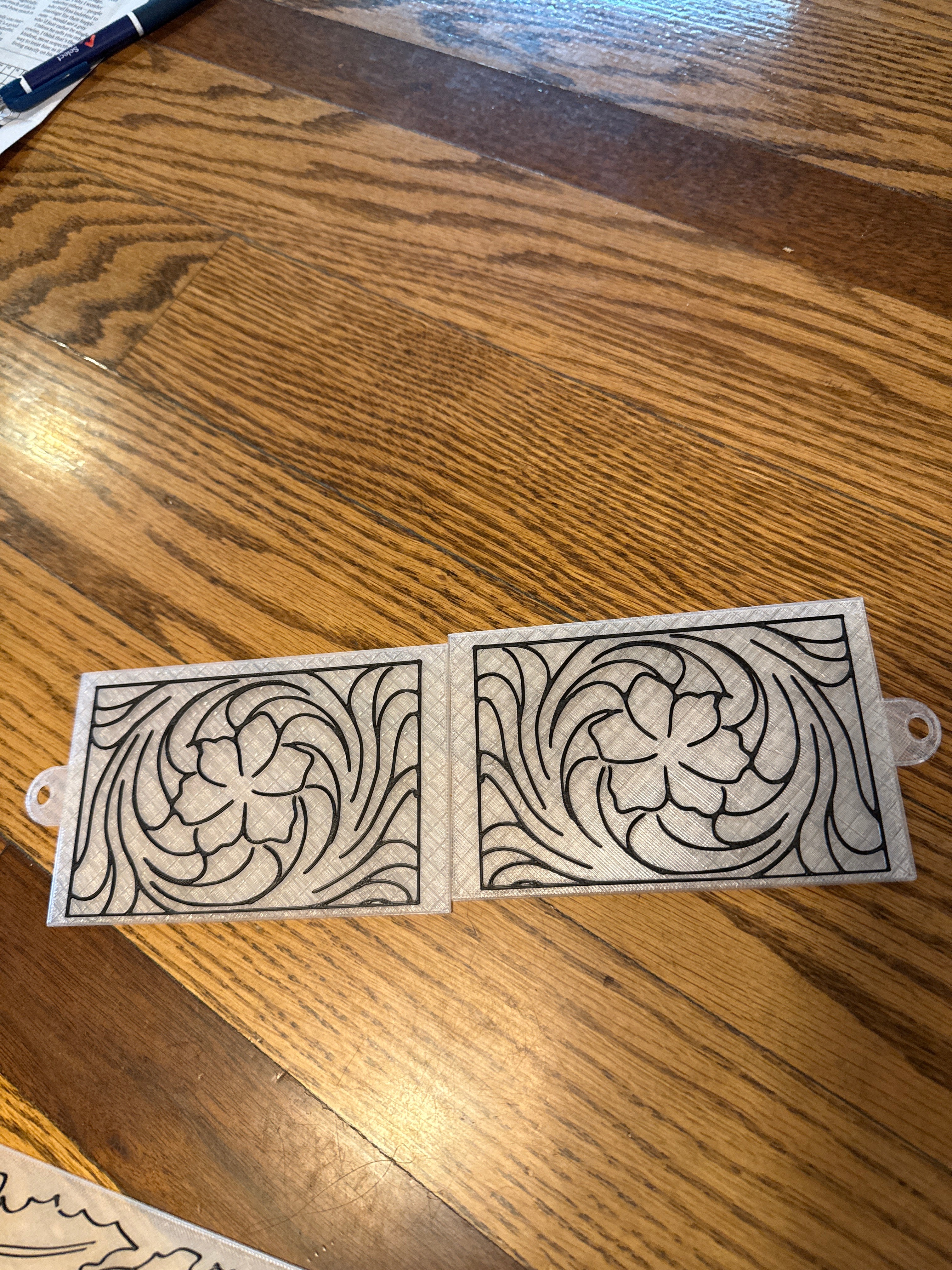 Wallet - Bifold floral tapoff