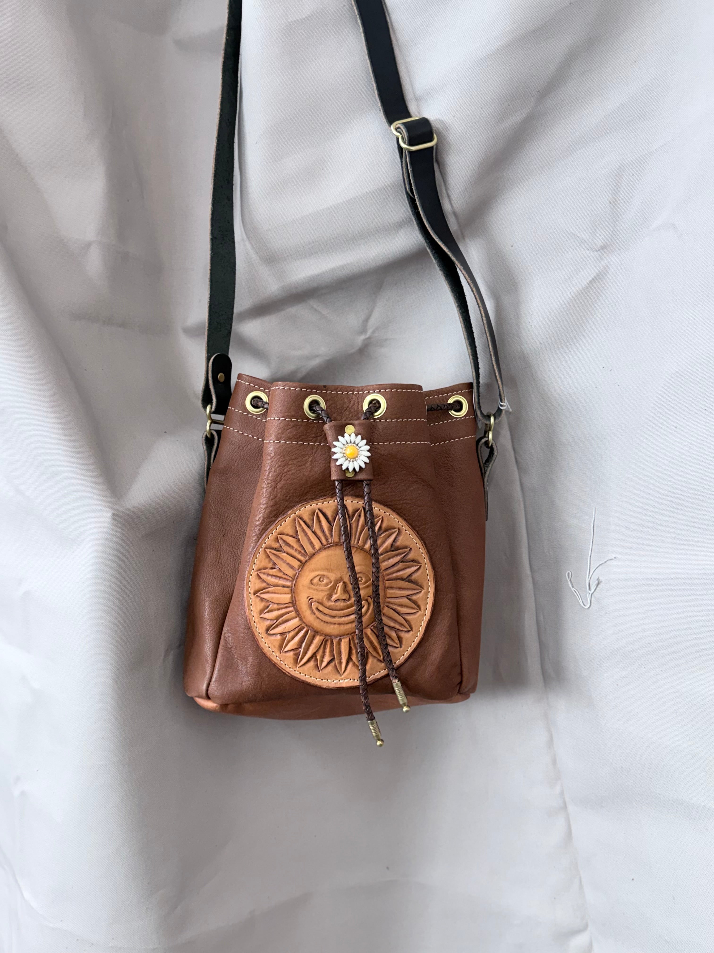 Bucket purse
