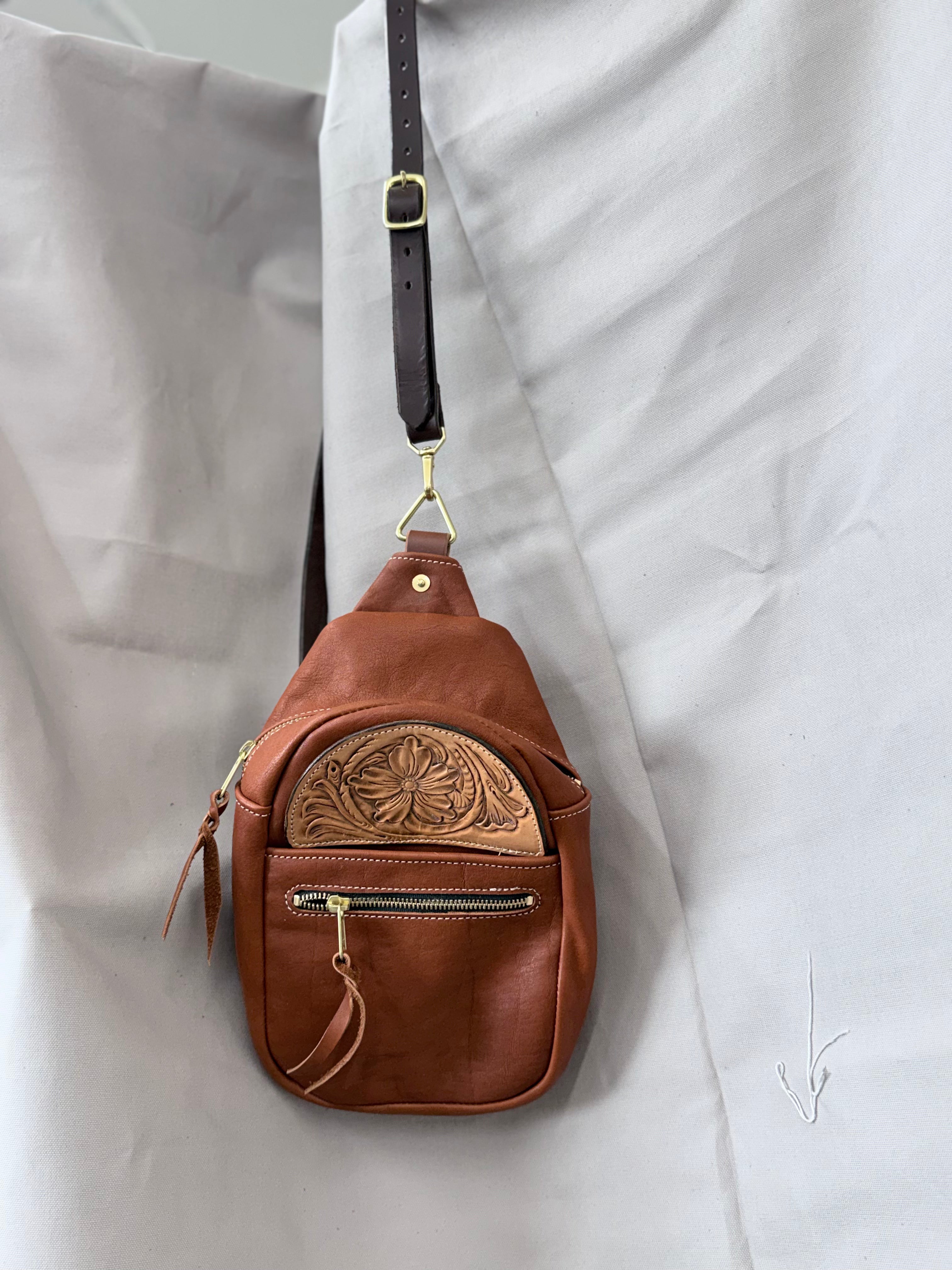 Sling bag