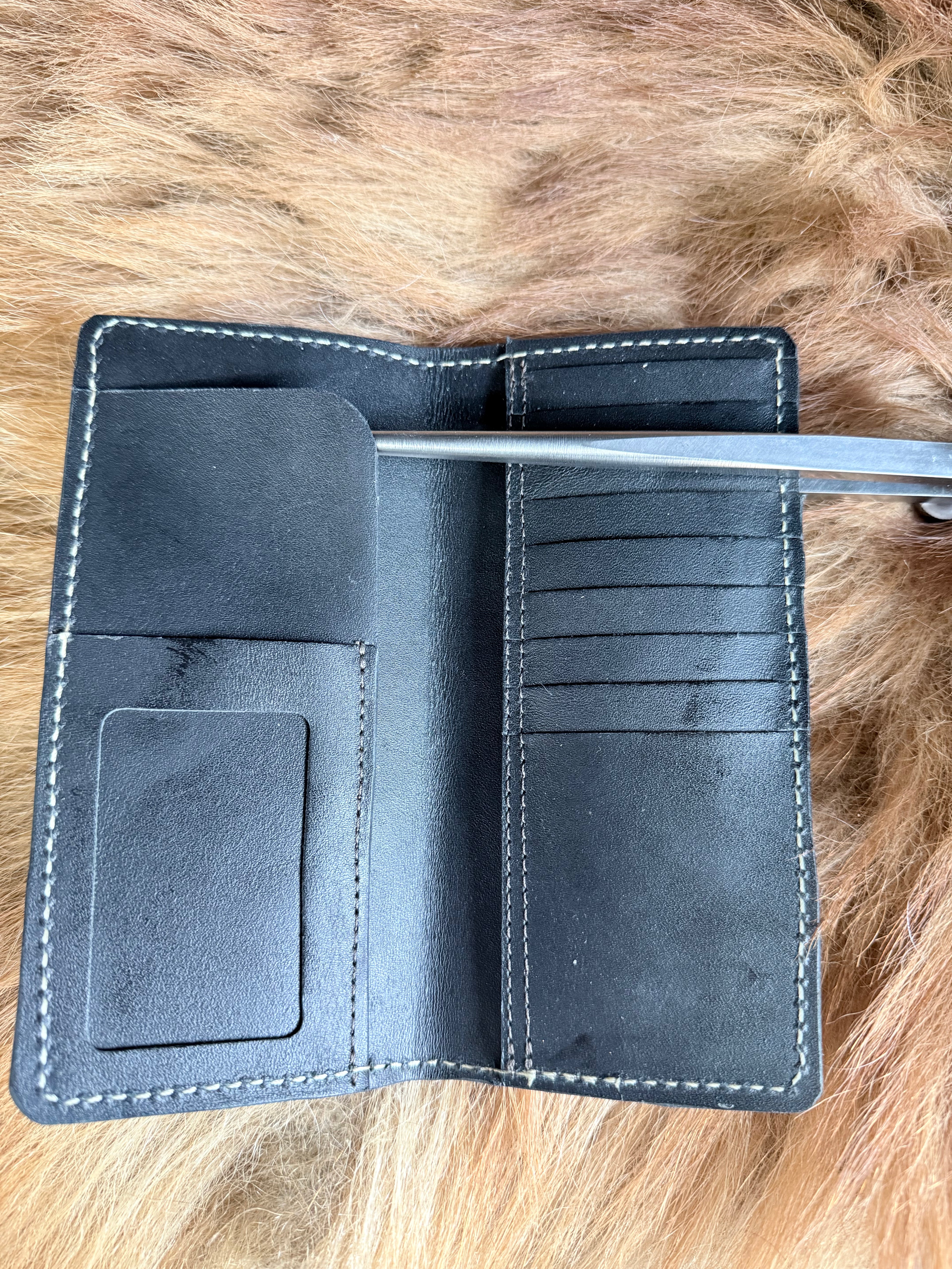 Oak leaf roper wallet